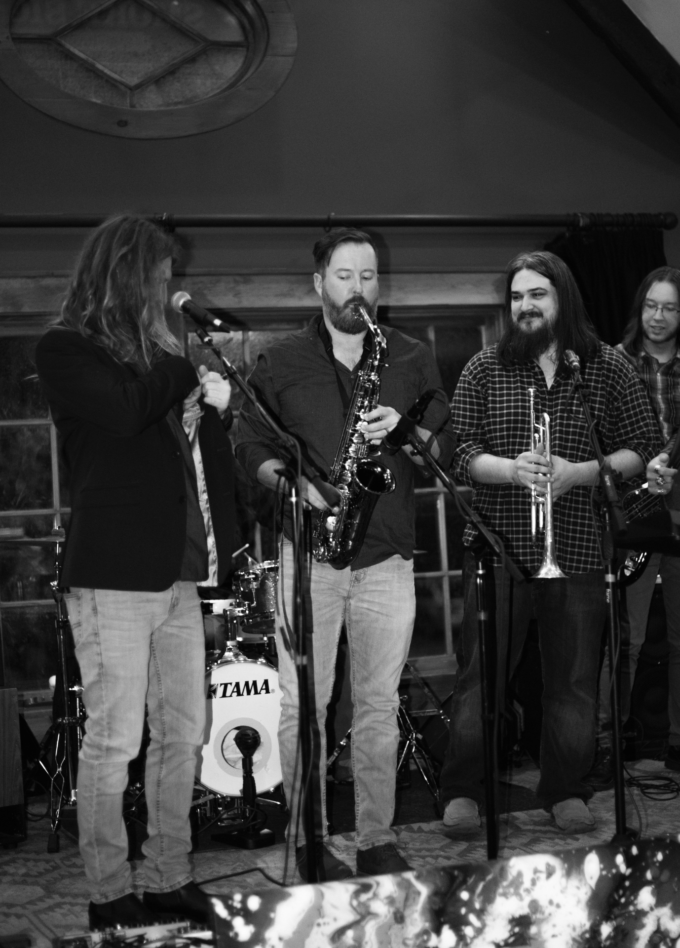 Horn section, sax and trumpet